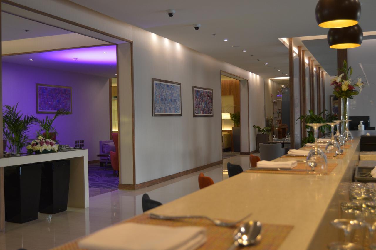 Novotel Yanbu Albahr Экстерьер фото