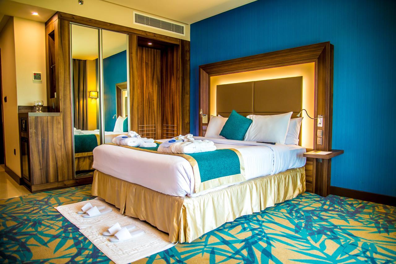 Novotel Yanbu Albahr Экстерьер фото