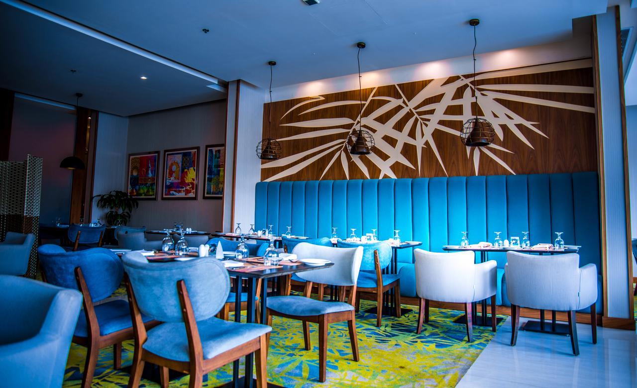 Novotel Yanbu Albahr Экстерьер фото