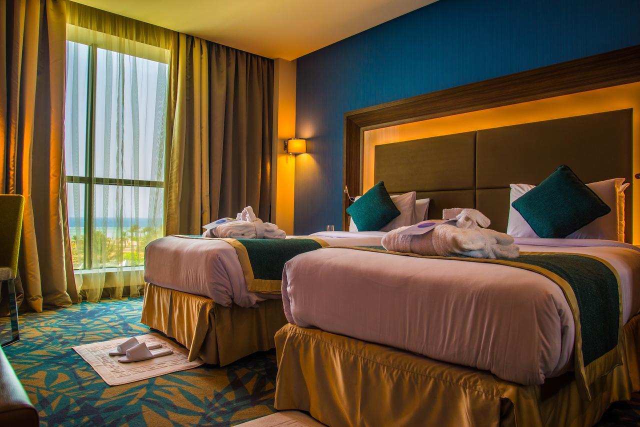 Novotel Yanbu Albahr Экстерьер фото