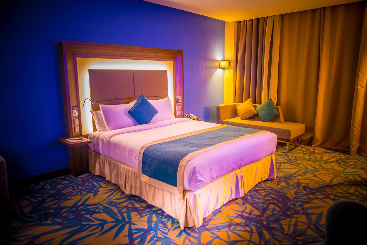 Novotel Yanbu Albahr Экстерьер фото